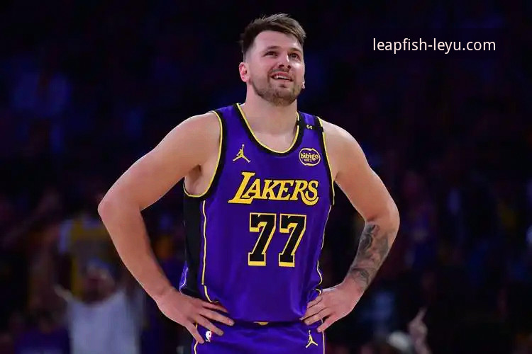 东契奇43分闪耀，湖人如何凭借多点开花锁定胜局？